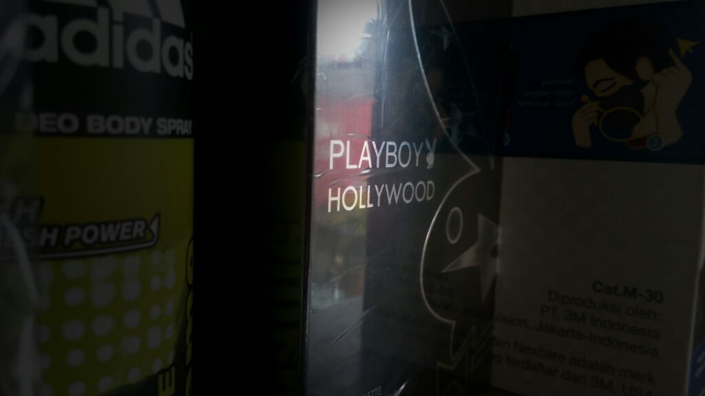 playboy hollywood di jatikramat, pondokgede, bekasi